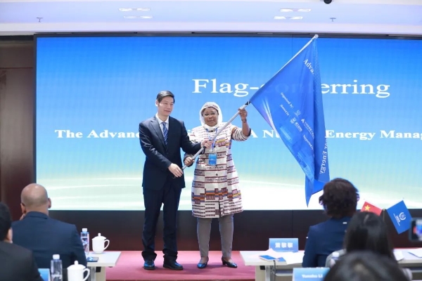 1731212185856327 1731212185856327